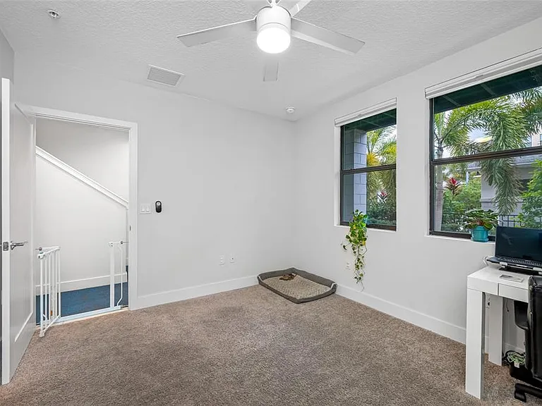 1171 25th Ln N — Photo 14