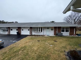 92 Enfield Ct UNIT A, Ridge, NY 11961