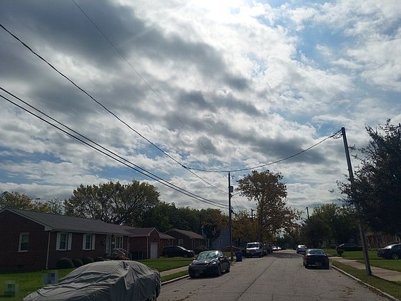 5th image of 119 Armstrong St #1