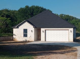 276 Tryall Ct, Runaway Bay, TX 76426