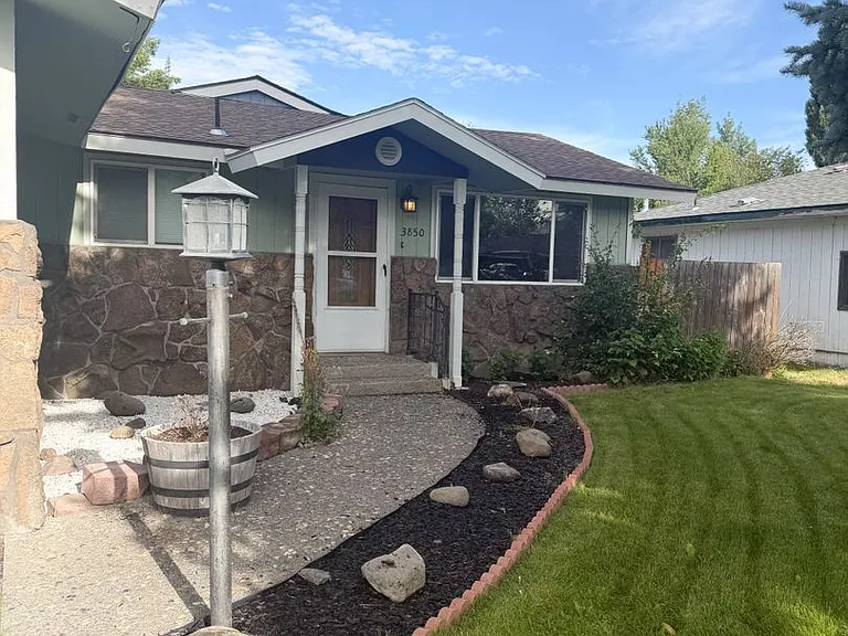 3850 Grenada Way — Photo 1