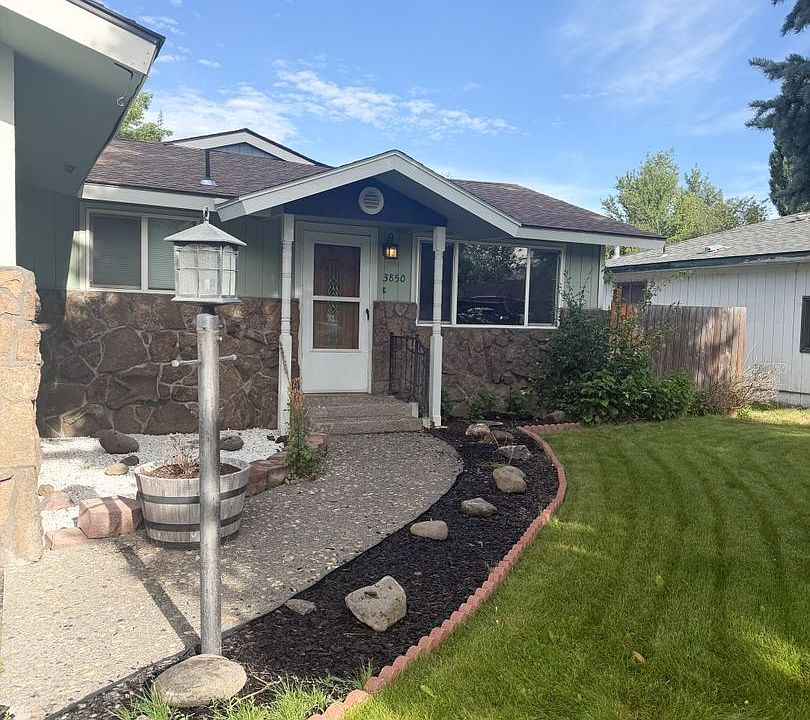 1st image of 3850 Grenada Way