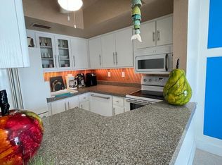 2936 Lake Shore Dr, West Palm Beach, FL 33404