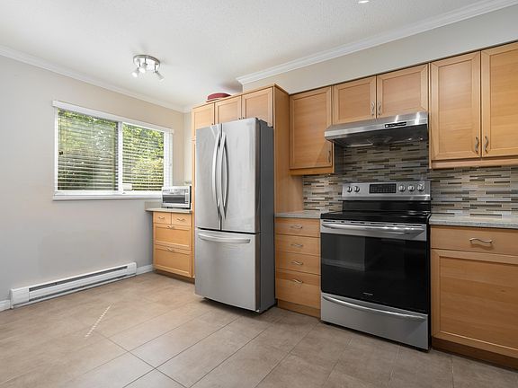 2nd image of 6100 Tiffany Blvd #34