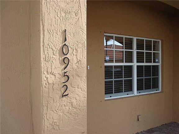 3rd image of 10952 SW 182nd Ln #0