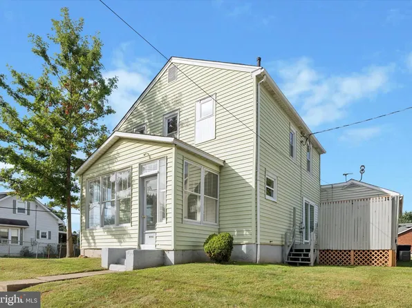 211 S Dupont Rd, Wilmington, DE 19804