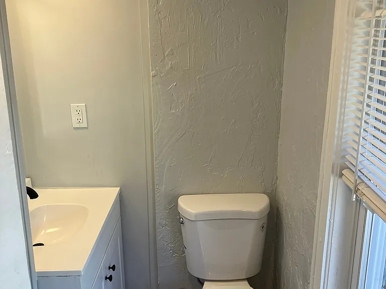 153 Samoset Ave #3 — Photo 6