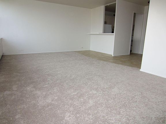 3rd image of 4250 N Marine Dr APT 1614