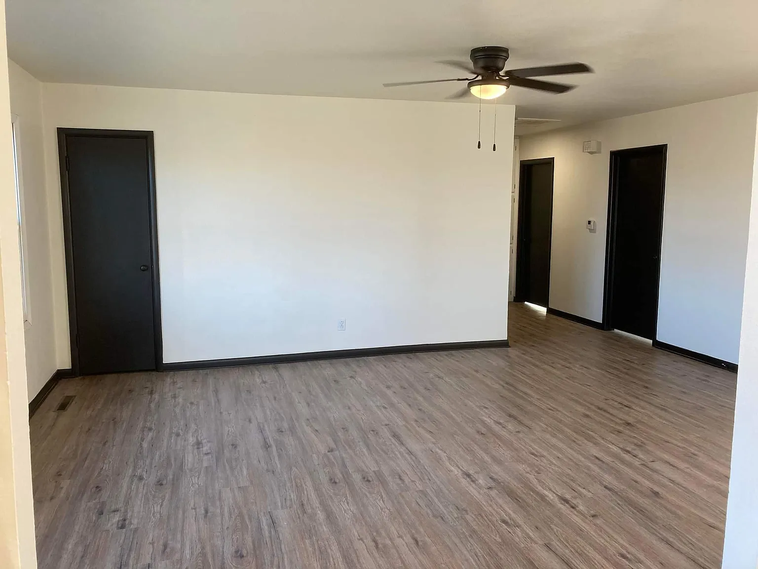 3 bed, 1159 sqft, $1,275 — Photo 3