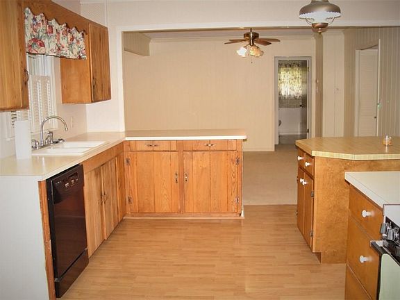 4th image of 2521 Hodges St