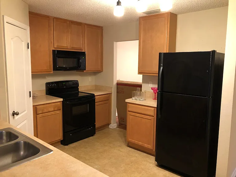 4805 Playschool Dr — Photo 10