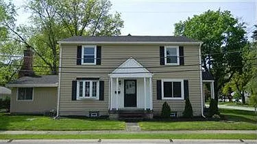 581 Fair St photo 1