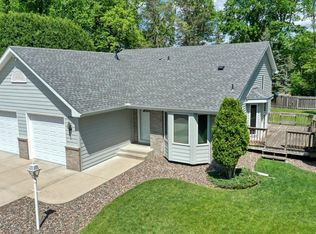 8790 212th St N, Forest Lake, MN 55025