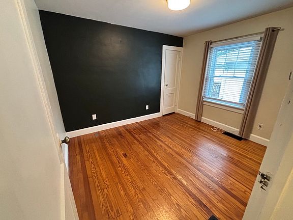 3rd image of 6136 Crittenden Ave