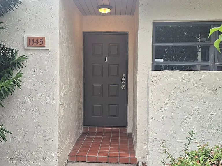 1145 NW 98th Ter #122 — Photo 21