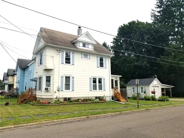 12 Marshall St, Norwich, NY 13815
