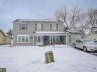 34 Bolton Ln, Willingboro, NJ 08046