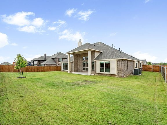 5th image of 2606 Geer Ln