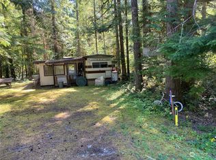 4 Drial Ct, Deming, WA 98244