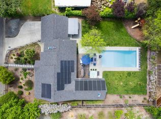 225 Piezzi Rd, Santa Rosa, CA 95401