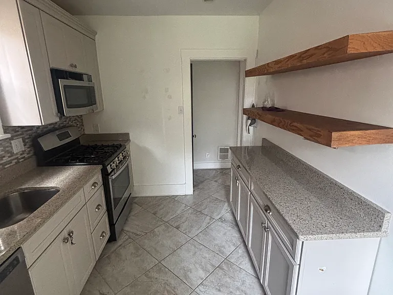 904 S Braddock Ave — Photo 10
