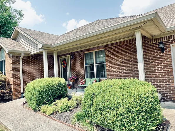 320 Bocote Dr, Berea, KY 40403