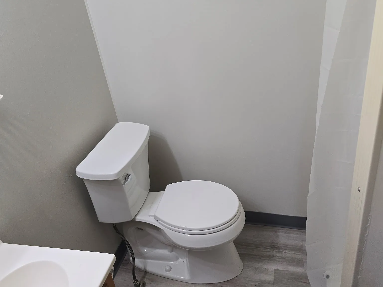 1 bed, 385 sqft, $695 — Photo 1