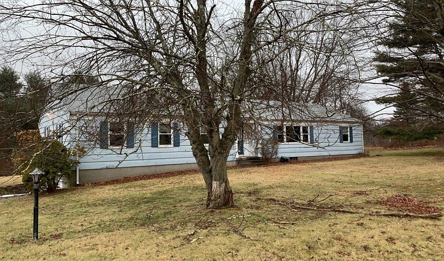 2nd image of 11 Clearview Dr