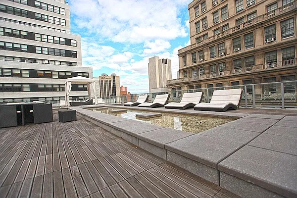 Rented by Keller Williams NYC | media 23