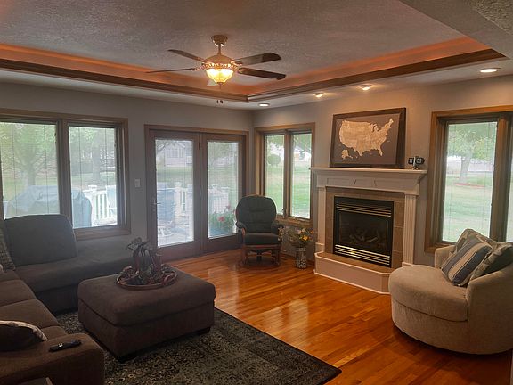 5th image of 709 Tanglewood Dr