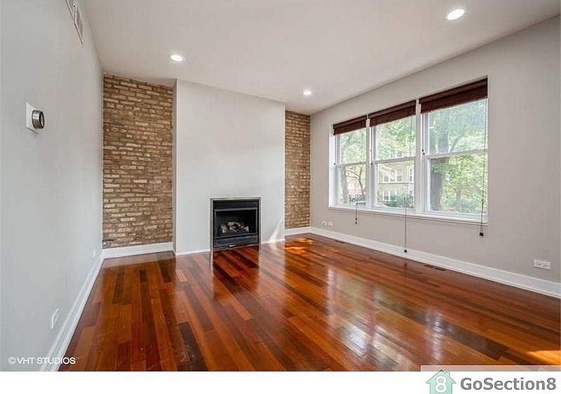 1st image of 4246 N Spaulding Ave APT 1B