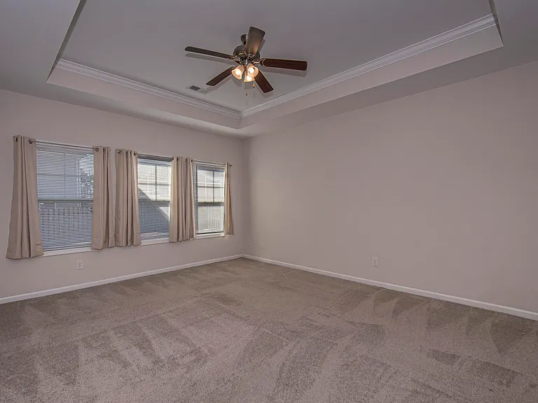 147 Doolittle Dr — Photo 18