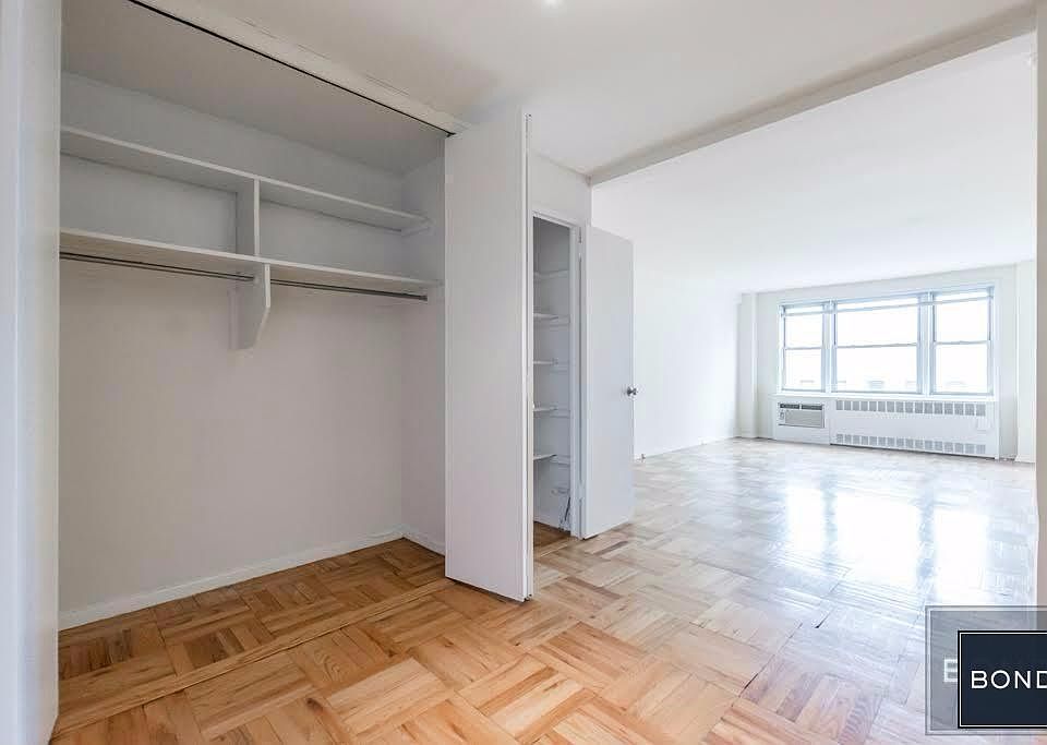 2nd image of 336 E 86th St APT 6B