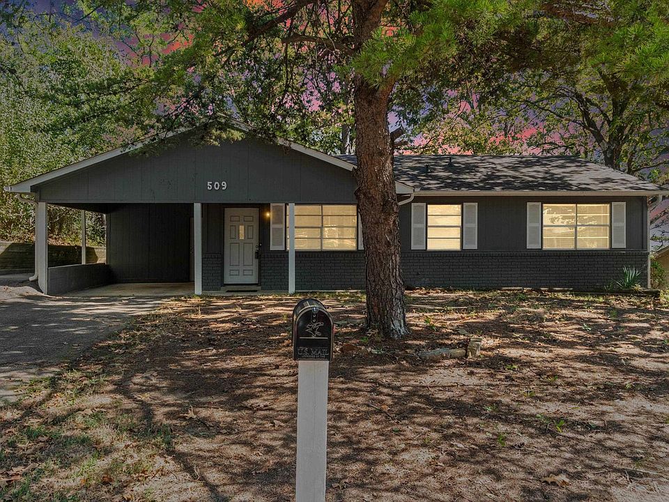 1st image of 509 Nan Cir