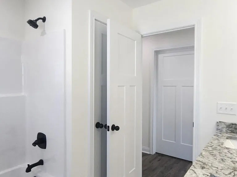 929 Olympic Ct — Photo 25