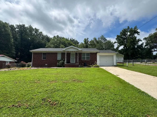 297 Oak St, Russell Springs, KY 42642