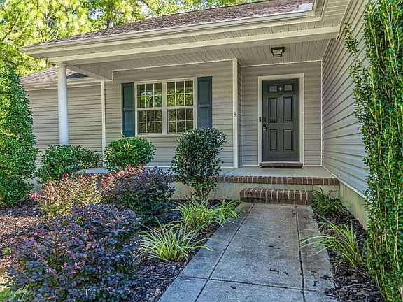 3rd image of 22 Alexander Ln