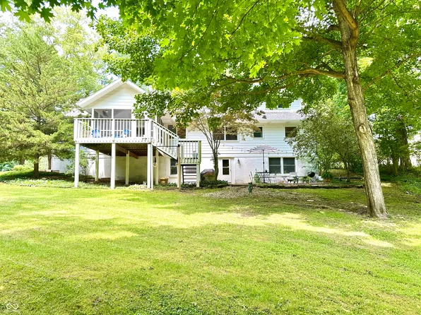 716 Sycamore Dr, Crawfordsville, IN 47933