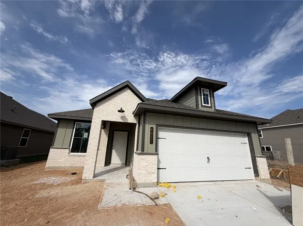 6057 Badger St, Bryan, TX 77807