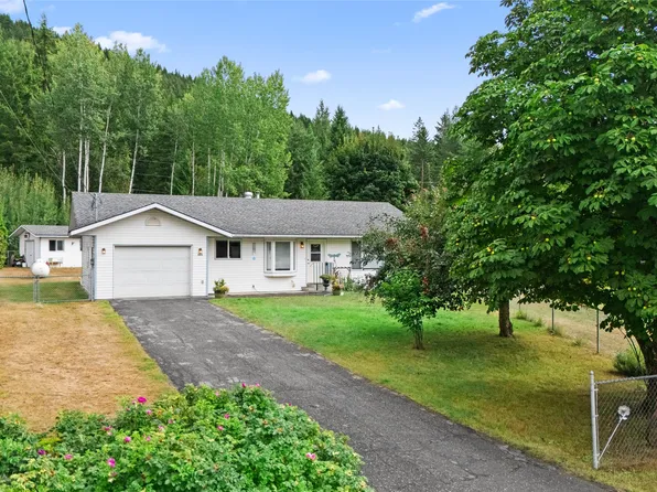 325 Wyndhaven Dr, Clearwater, BC V0E 1N1