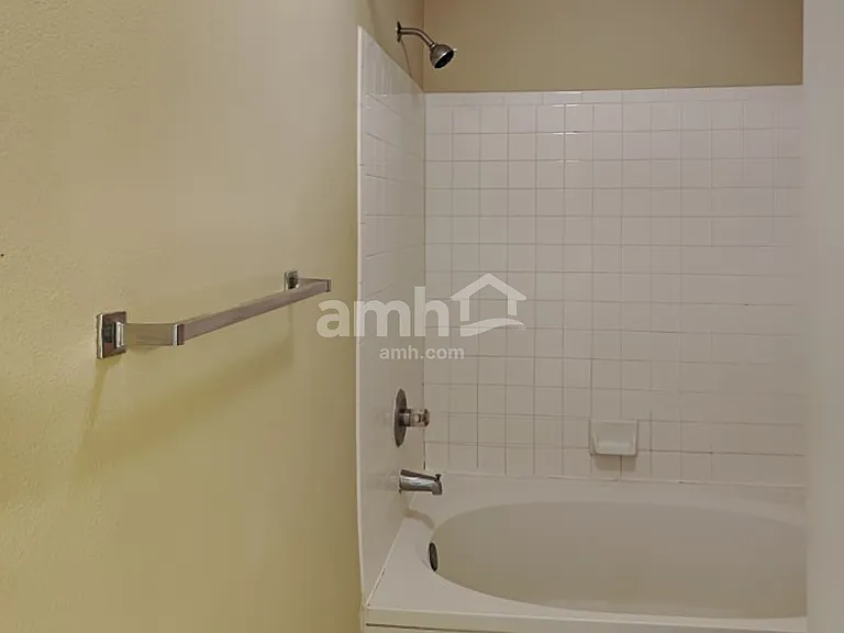 2231 Creekside Bnd — Photo 14