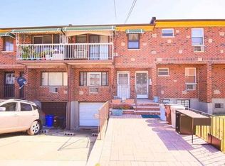 6151 164th St, Fresh Meadows, NY 11365