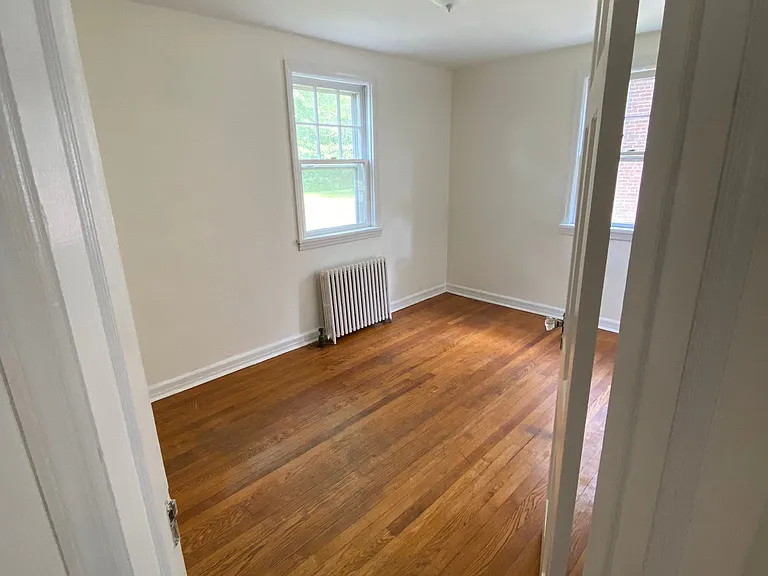 399 Fairview Ave #1 — Photo 2
