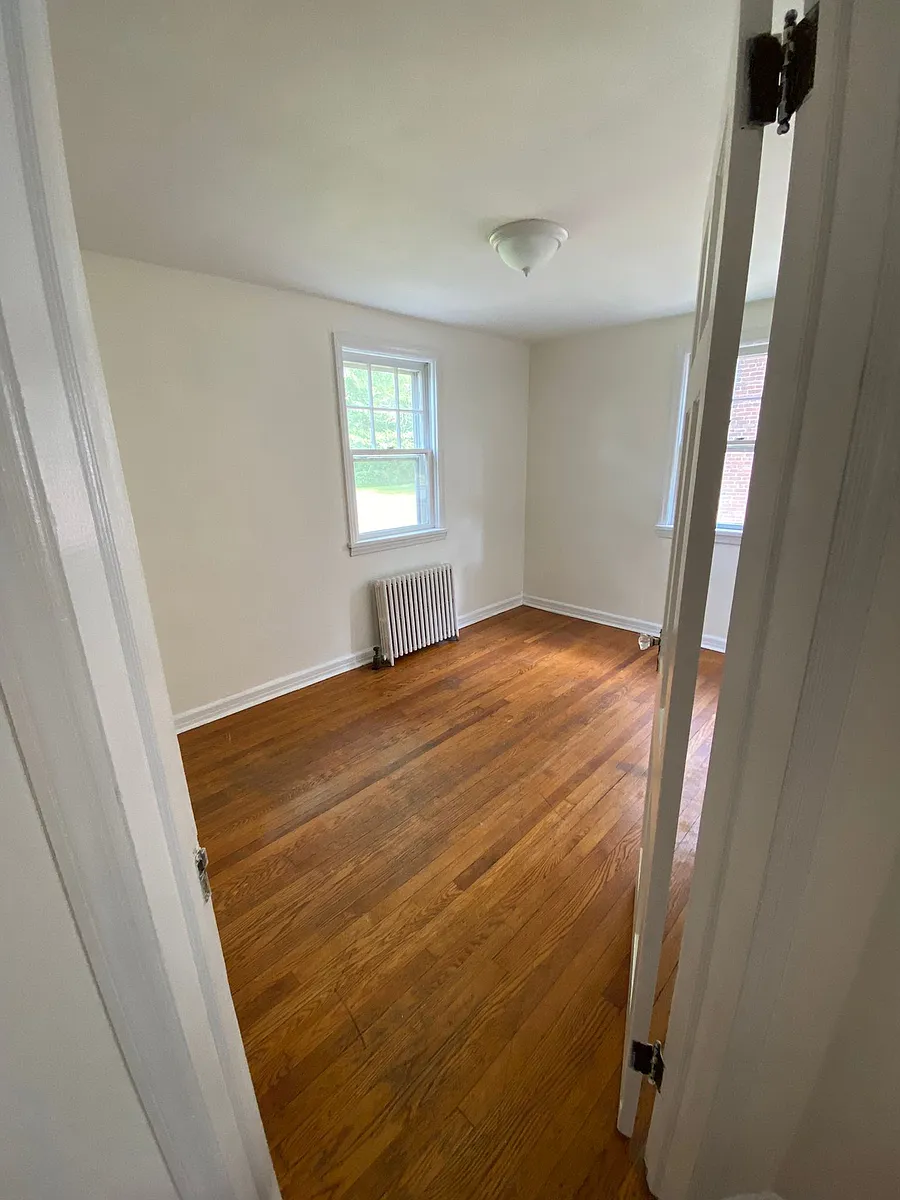 Building Photo - 399 Fairview Ave #1