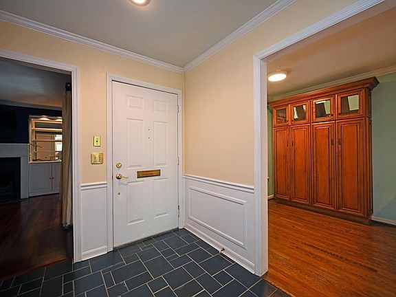 4th image of 3489 Forestoak Ct