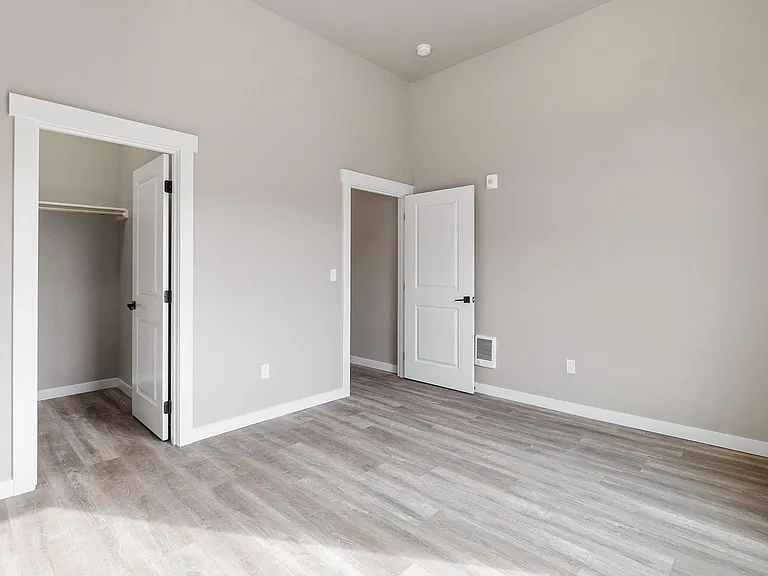 303 E Broadway Ave #9 — Photo 11