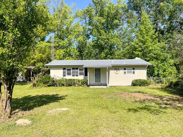 211 Fraley St, Wewahitchka, FL 32465