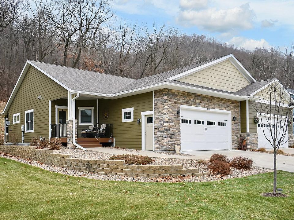 1st image of 408 Valley Oaks Dr