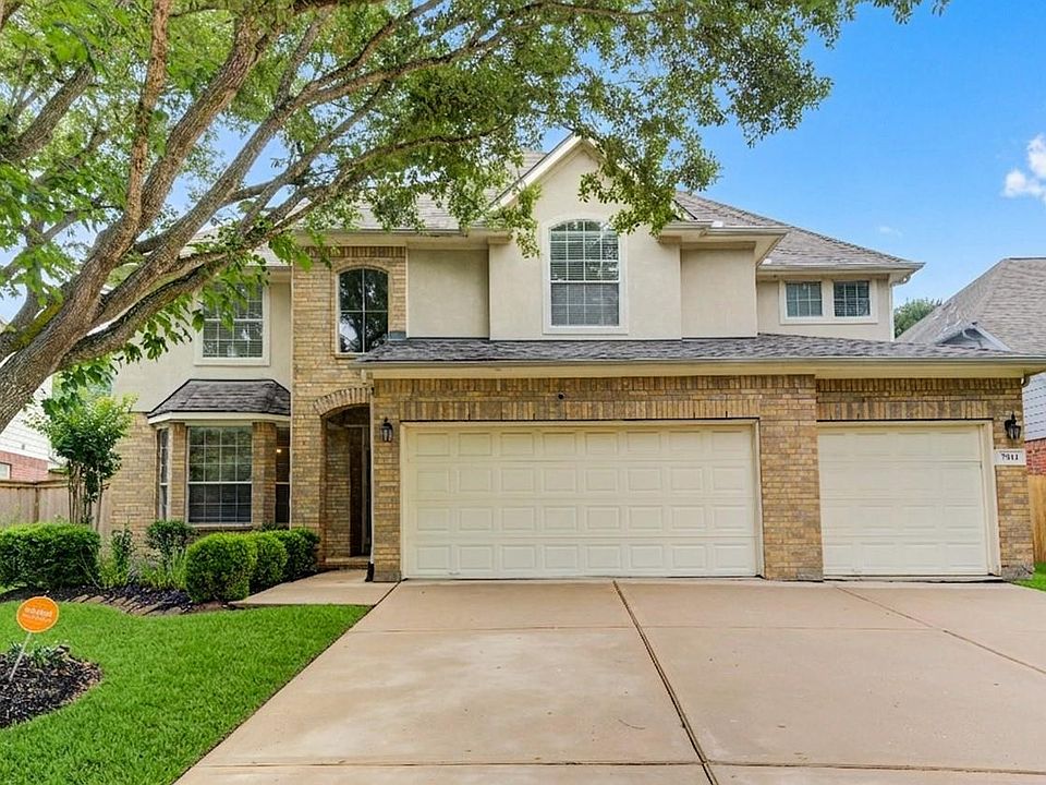 1st image of 7811 Ravens Point Dr