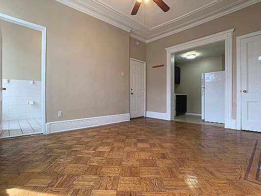 2nd image of 489 Putnam Ave #3